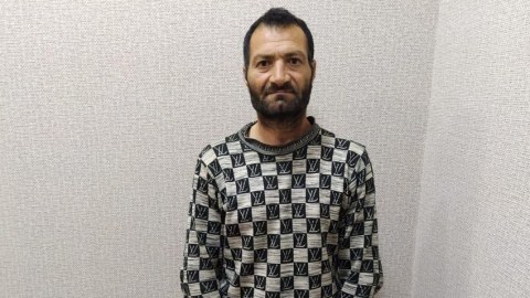 Oğurluğa getdi, mühafizəçini döyüb qaçdı