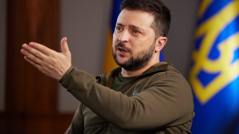 Zelenski Gürcüstan rəhbərliyini TƏNQİD ETDİ