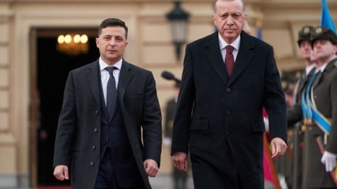Ərdoğan Zelenski ilə müzakirə apardı