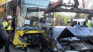 İstanbulda 16 maşın toqquşdu - Yaralılar var