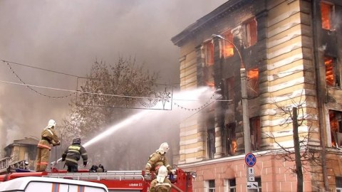 Rusiyadakı yanğında ölənlərin sayı artıb