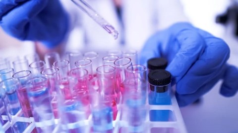 Təhlükəli virus yayılır - Səhiyyə qurumlarından XƏBƏRDARLIQ