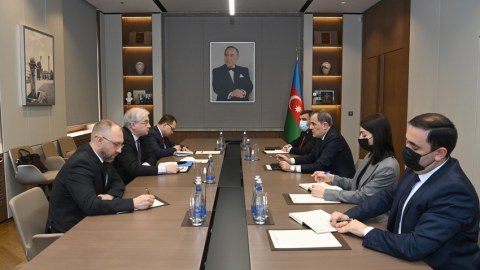 Ceyhun Bayramov Rusiya nümayəndəsilə müzakirə APARDI
