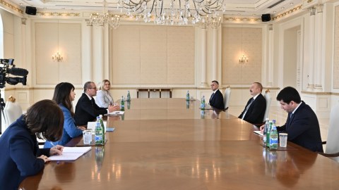 Prezident koronavirusla bağlı vəziyyətdən DANIŞDI