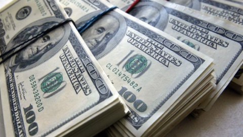Mərkəzi Bankda növbəti valyuta hərracı keçirilib