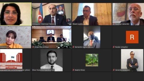 Meksika ilə parlament əlaqələri inkişaf edir