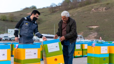 “AzerGold” Daşkəsəndə arıçılara dəstək layihəsinə yekun vurdu