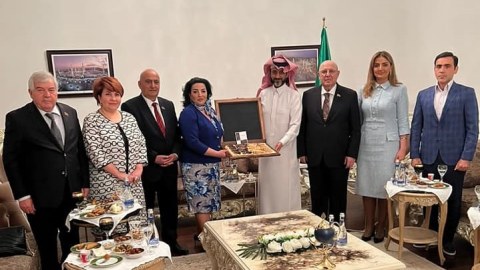 Səfir deputatları iftara dəvət etdi - FOTOLAR