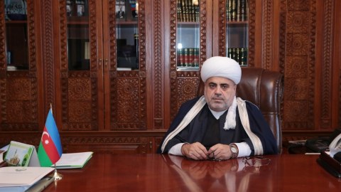 Şeyxdən “Qurani-Kərim”in yandırılmasına MÜNASİBƏT