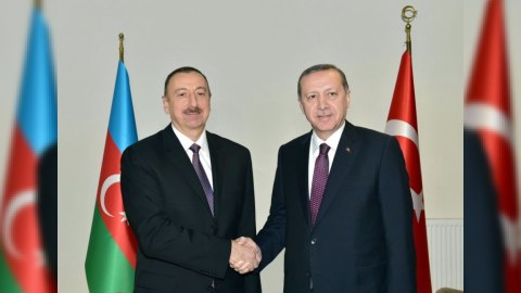 İlham Əliyev Ərdoğanı Azərbaycana dəvət etdi