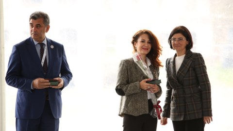 İsrailli opera ifaçısı İlham Əliyevə təşəkkür etdi