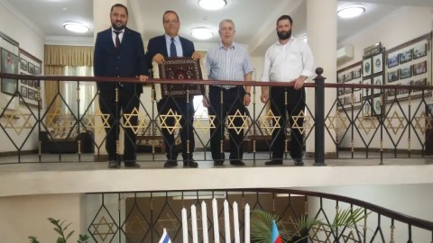 İsrailli sabiq nazir “The Jerusalem Post”da Azərbaycandan YAZDI