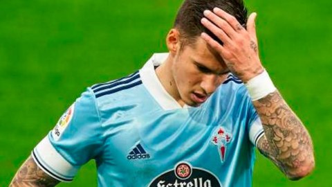 Məşhur futbolçu həbs olundu