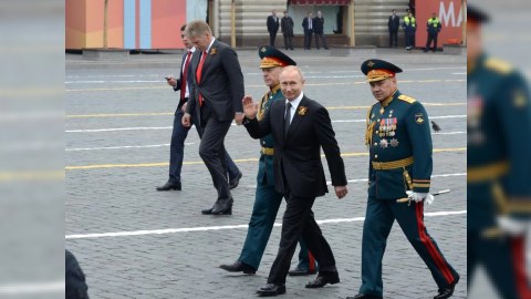 Generallar saxta məlumatlarla Putini ALDADIRLAR
