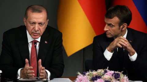 Ərdoğan və Makron Ukraynadan DANIŞDI