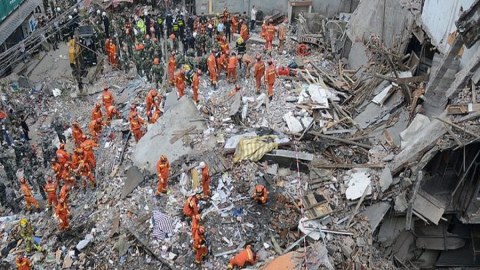 Çində yaşayış binası çökdü - 53 nəfər öldü