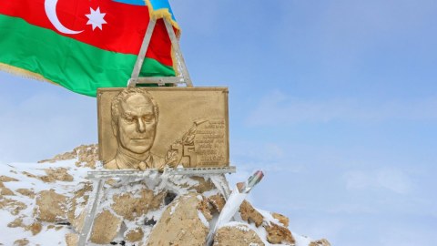 DTX əməkdaşları “Heydər zirvəsi”nə yürüş ediblər - FOTO