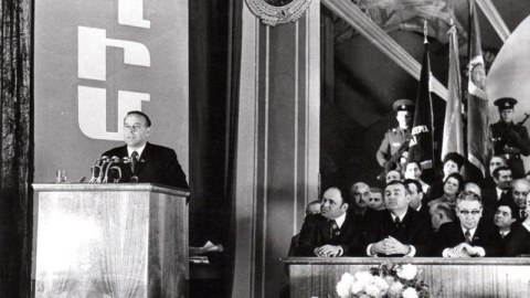 Heydər Əliyevin 49 il öncə Xankəndi ermənilərinə öyrətdiyi dərs - Qarabağ Azərbaycandır!