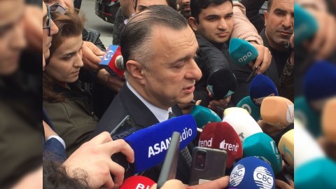 Həkim və tibb işçilərinin maaşları artırılacaq - NAZİR
