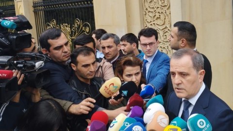 Ceyhun Bayramov Ermənistandakı aksiyalara münasibət bildirdi
