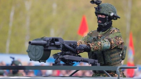Belarus Ukrayna ilə sərhədə qoşun TOPLADI