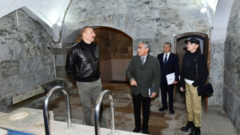 Prezident və birinci xanım Şirin su hamamında - FOTO