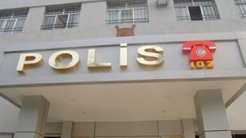 Polis bölməsində intihara CƏHD