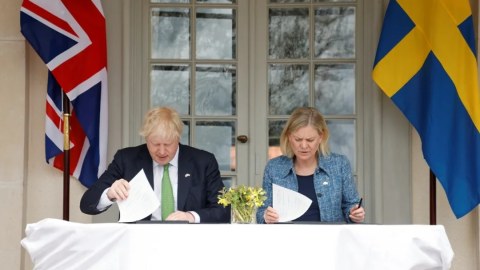Britaniya və İsveç təhlükəsizlik müqaviləsi İMZALADI