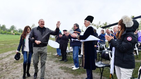 Şuşadakı “Xarıbülbül” festivalından FOTOLAR