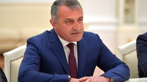 Separatçılar Rusiyaya birləşmək üçün referendum təyin etdi