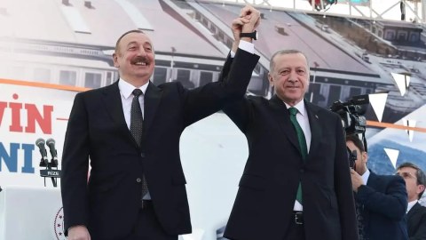 Birgə açılışlar Türkiyə və Azərbaycanın bənzərsiz örnəyini dünyaya nümayiş etdirir