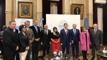 Argentina senatında Qarabağdan danışıldı