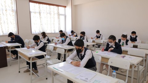 700-ə yaxın şagirdin qiyməti DƏYİŞDİRİLDİ