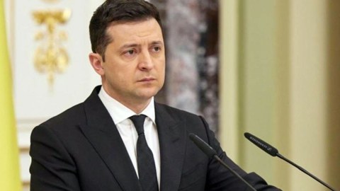 Zelenski bu gün Şols və Makronla danışacaq