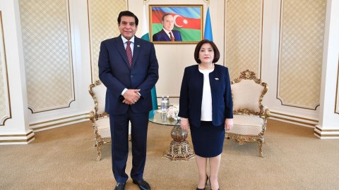 Sahibə Qafarova pakistanlı həmkarı ilə görüşdü