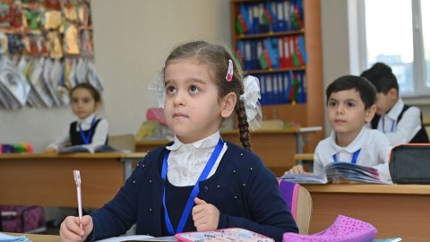 Birinci sinifə qəbul üçün alternativ qeydiyyat mərkəzləri YARADILIB