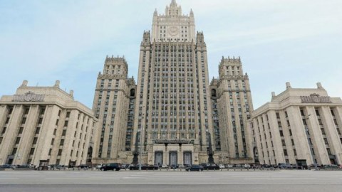 Rusiya və Portuqaliya arasında diplomat çəkişməsi