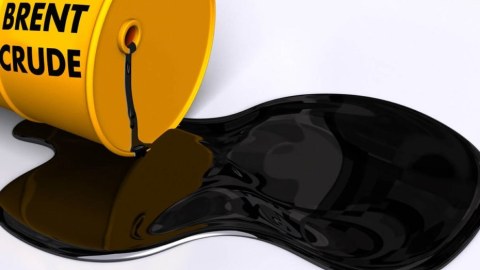 Brent nefti UCUZLAŞDI