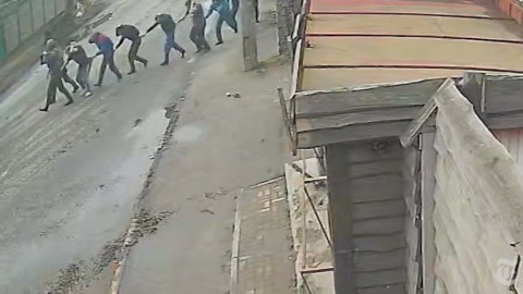 Buçadakı qətliamın görüntüləri yayıldı - VİDEO