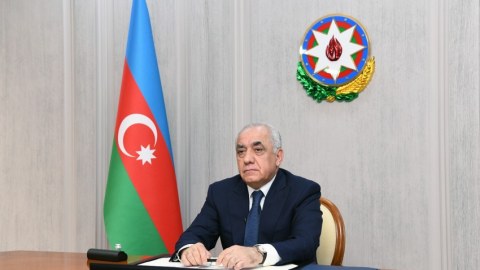 “Erməni silahlılarının Qarabağdan çıxarılmaması bizi narahat edir” – Baş nazir