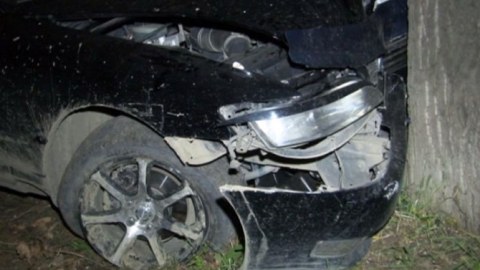 Xaçmazda qəza, “Opel” ağaca çırpıldı