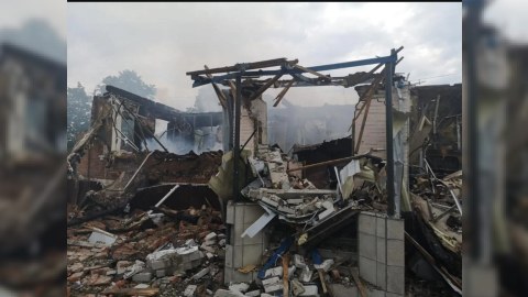Donbas atəşə tutuldu - Ölənlər var