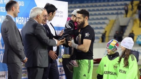 Millimizin qapıçısının “Qarabağ”da 100-cü oyunu