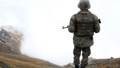 Azərbaycana keçən erməni əsgər geri qaytarılacaq