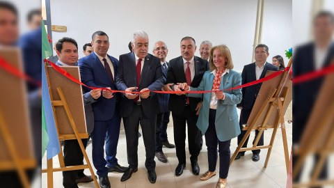 Rəsulzadə adına liseydə Azərbaycan otağı quruldu - FOTOLAR