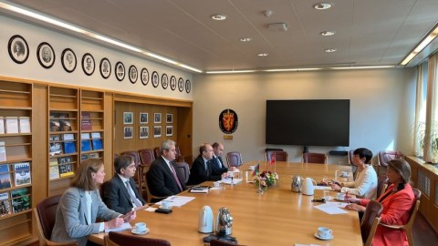 Xarici işlər nazirinin müavini Norveçə gedib