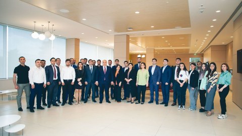 “Yüksəliş”in qalibi Kapital Bank-ın əməkdaşları ilə görüşüb