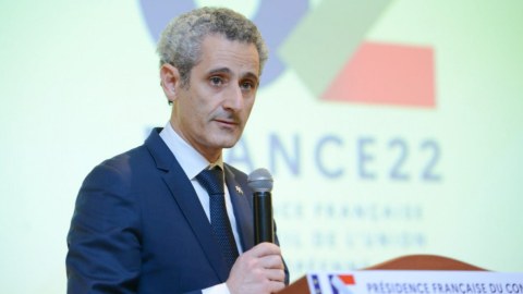 “Sülh gənclərin həyatını dəyişəcək” - Fransa səfiri