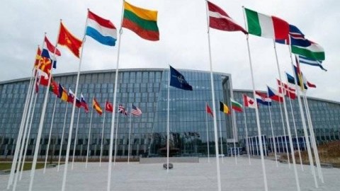 NATO-nun müdafiə nazirləri TOPLAŞIR