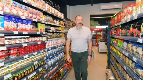 Prezidentlə xanımı Zəngilanda marketə gedib - VİDEO